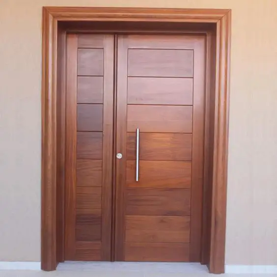 Porte d’entrée en bois exotique